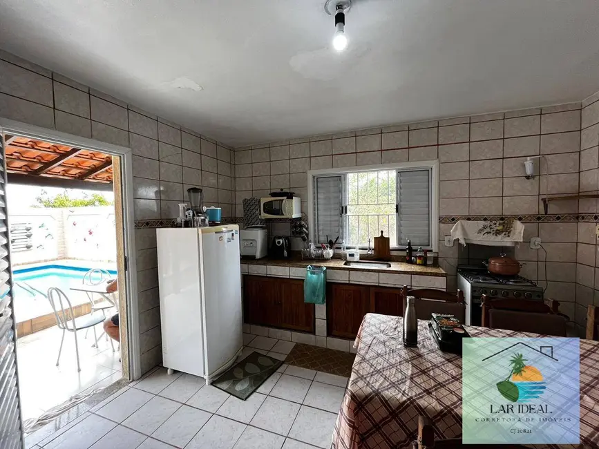 Foto 7 de Casa com 3 quartos à venda em Sao Pedro Da Aldeia - RJ