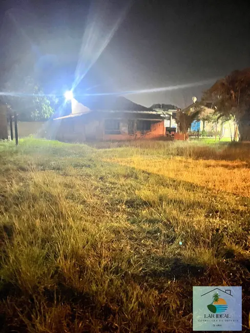 Foto 4 de Casa com 1 quarto à venda, 600m2 em Araruama - RJ