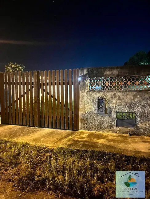 Foto 2 de Casa com 1 quarto à venda, 600m2 em Araruama - RJ