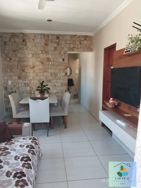 Casa com 2 quartos à venda em Rio Das Ostras - RJ - imagem 4 Foto 4 de Casa com 2 quartos à venda em Rio Das Ostras - RJ