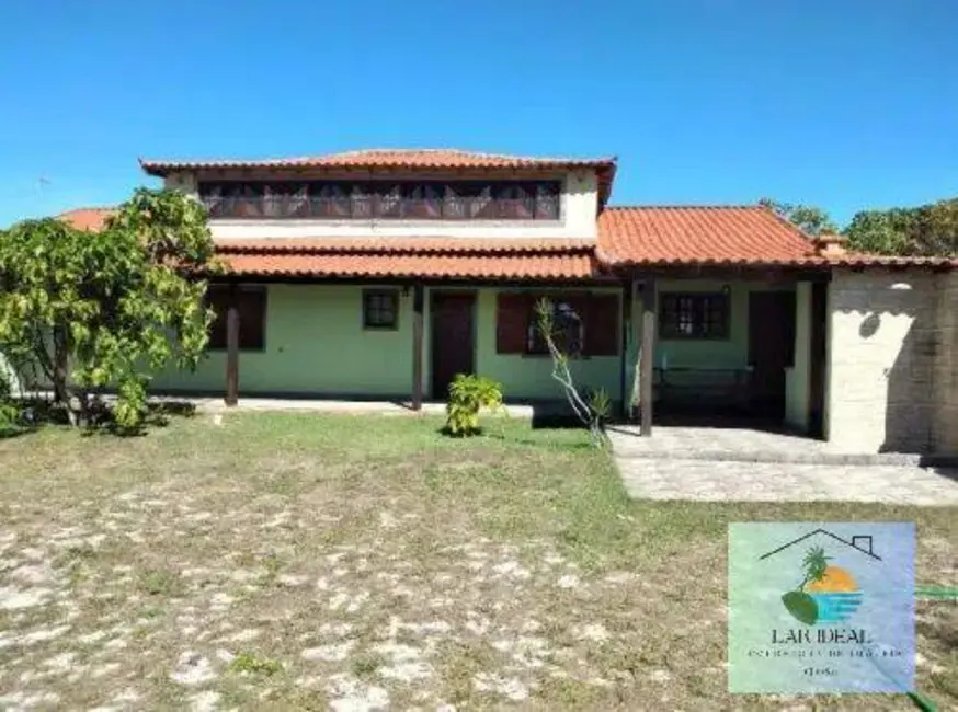 Foto 1 de Casa com 4 quartos à venda em Praia Seca, Araruama - RJ
