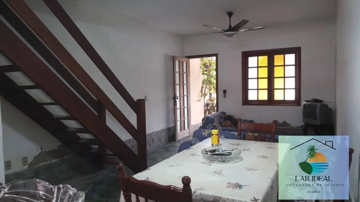 Foto 3 de Casa de Condomínio com 3 quartos à venda, 95m2 em Arraial Do Cabo - RJ