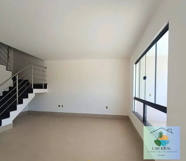 Foto 4 de Casa à venda em Rio Das Ostras - RJ