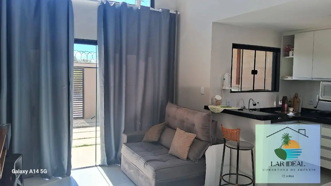 Foto 4 de Casa com 2 quartos à venda em Rio Das Ostras - RJ