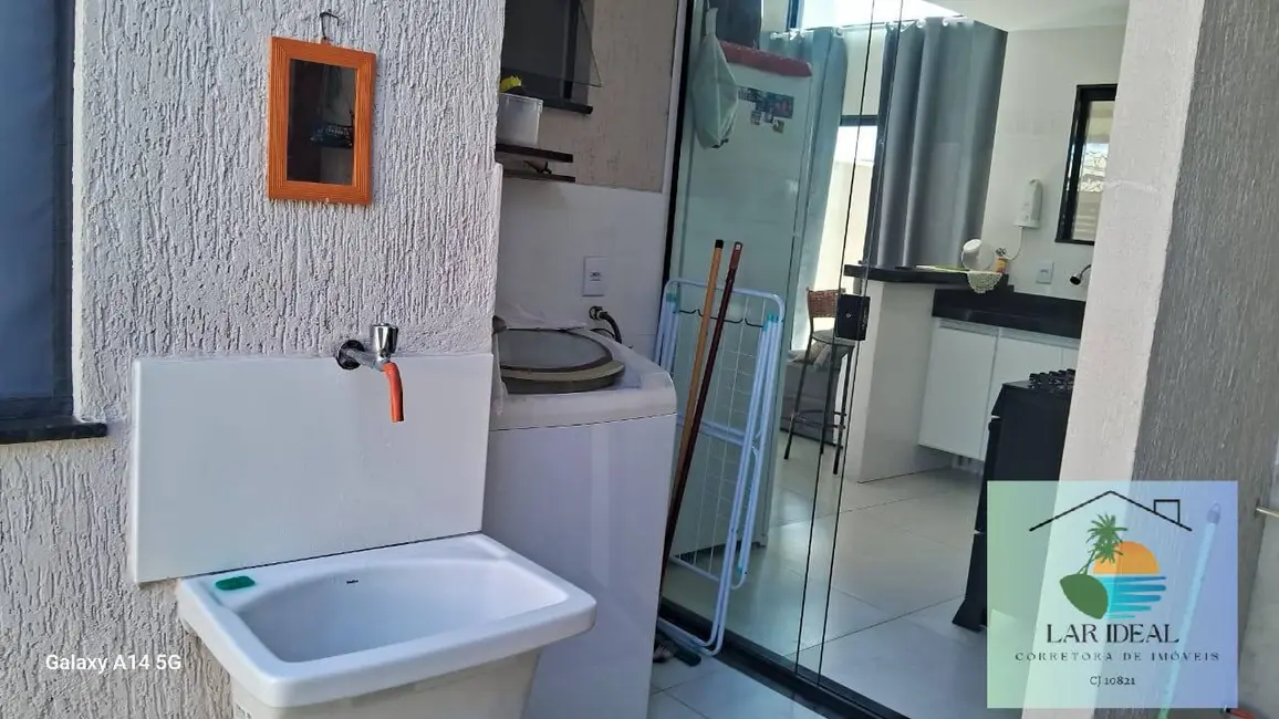 Foto 5 de Casa com 2 quartos à venda em Rio Das Ostras - RJ