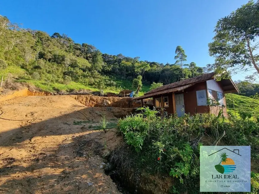 Casa com 1 quarto à venda, 3900m2 em Nova Friburgo - RJ - imagem 2 Foto 2 de Casa com 1 quarto à venda, 3900m2 em Nova Friburgo - RJ