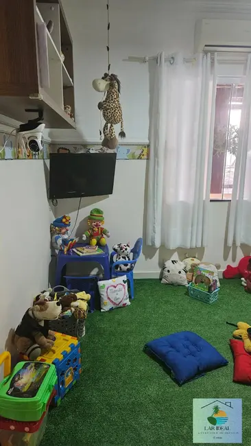 Casa com 3 quartos à venda, 300m2 em Sao Pedro Da Aldeia - RJ - imagem 8 Foto 8 de Casa com 3 quartos à venda, 300m2 em Sao Pedro Da Aldeia - RJ