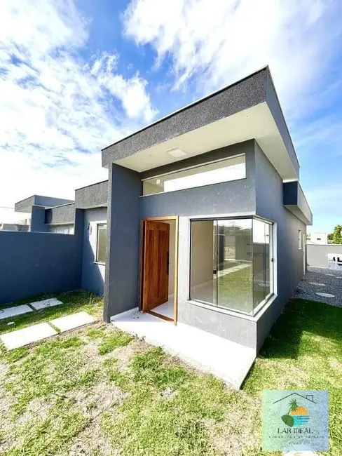 Casa com 2 quartos à venda em Cabo Frio - RJ - imagem 1 Foto 1 de Casa com 2 quartos à venda em Cabo Frio - RJ