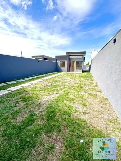 Casa com 2 quartos à venda em Cabo Frio - RJ - imagem 4 Foto 4 de Casa com 2 quartos à venda em Cabo Frio - RJ