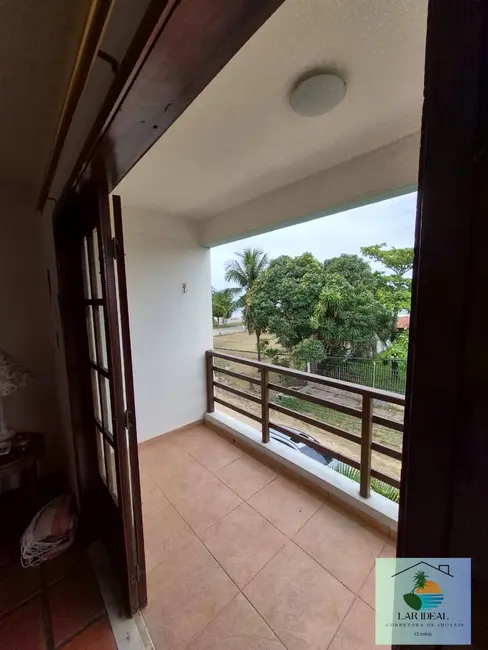 Foto 3 de Apartamento com 2 quartos à venda em Araruama - RJ