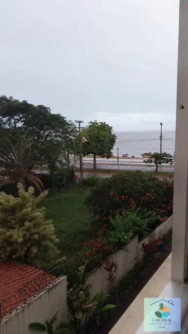 Foto 2 de Apartamento com 2 quartos à venda em Araruama - RJ