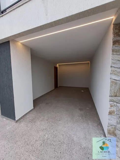 Foto 3 de Casa de Condomínio com 3 quartos à venda, 252m2 em Nova São Pedro, Sao Pedro Da Aldeia - RJ