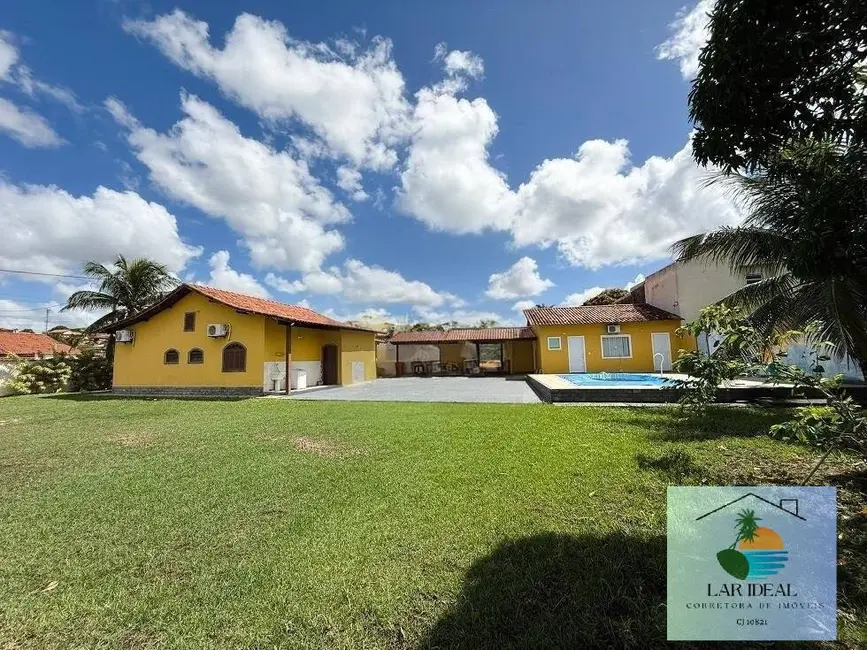 Foto 2 de Casa com 4 quartos à venda, 1100m2 em Araruama - RJ