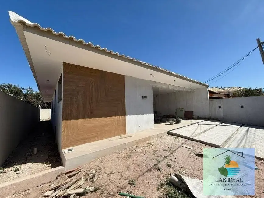 Foto 2 de Casa com 3 quartos à venda, 360m2 em Praia Seca, Araruama - RJ