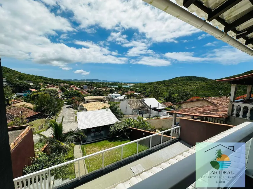 Foto 1 de Casa com 3 quartos à venda em Cabo Frio - RJ