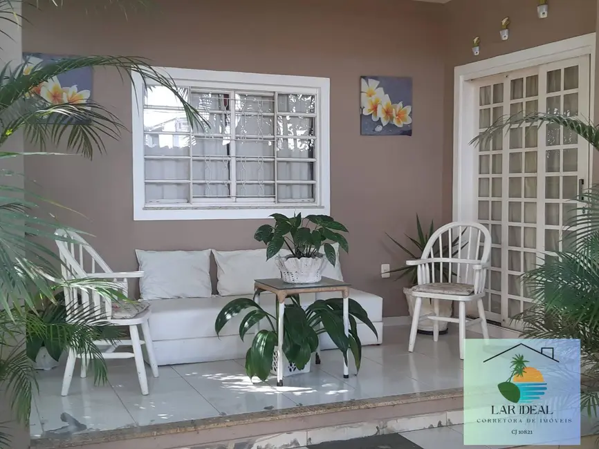 Foto 9 de Casa com 2 quartos à venda, 456m2 em Rio Das Ostras - RJ