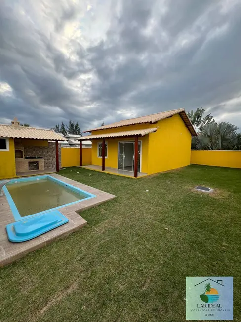 Foto 2 de Casa com 2 quartos à venda em Nova Califórnia (Tamoios), Cabo Frio - RJ