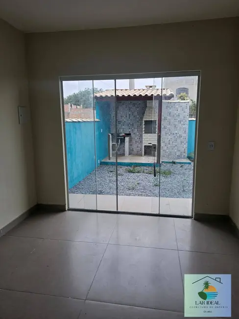 Casa com 2 quartos à venda em Nova Califórnia (Tamoios), Cabo Frio - RJ - imagem 3 Foto 3 de Casa com 2 quartos à venda em Nova Califórnia (Tamoios), Cabo Frio - RJ