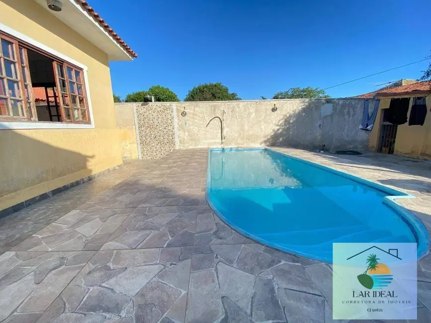 Foto 4 de Casa com 4 quartos à venda, 574m2 em Araruama - RJ