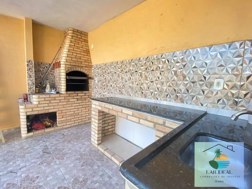 Foto 6 de Casa com 4 quartos à venda, 574m2 em Araruama - RJ