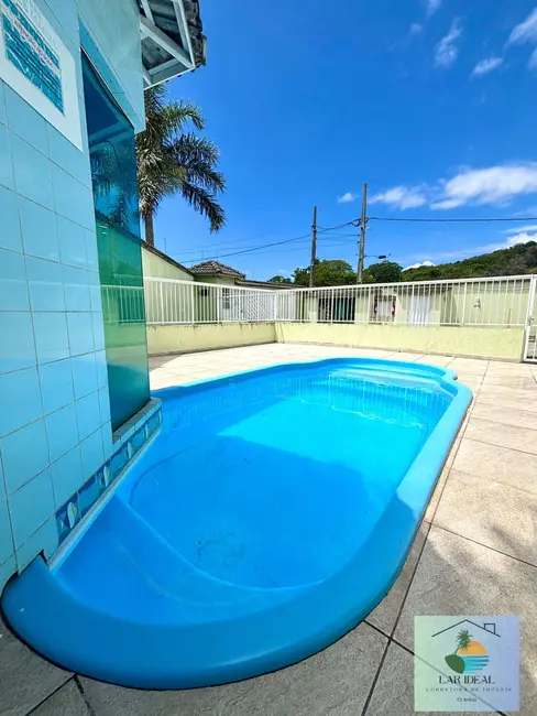 Foto 3 de Casa com 4 quartos à venda em Cabo Frio - RJ