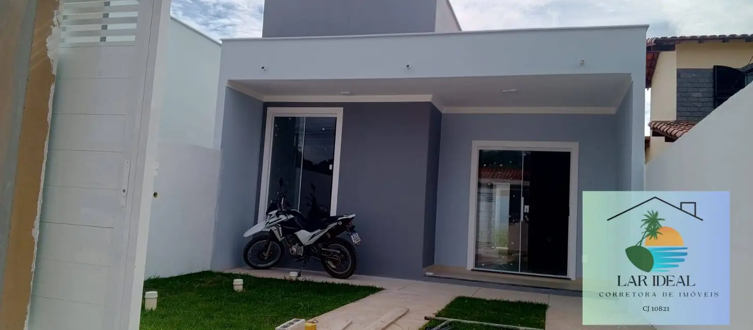 Foto 1 de Casa com 2 quartos à venda em Araruama - RJ