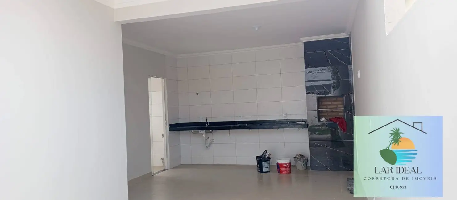 Foto 3 de Casa com 3 quartos à venda em Araruama - RJ