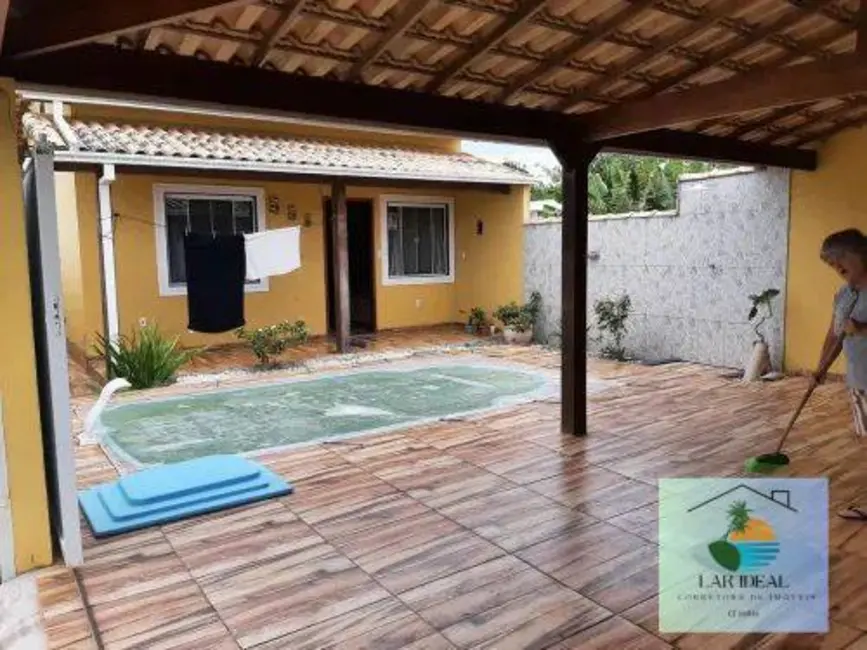 Foto 1 de Casa com 2 quartos à venda em Cabo Frio - RJ