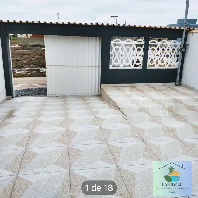 Foto 2 de Casa com 2 quartos à venda, 120m2 em Arraial Do Cabo - RJ