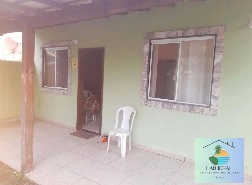 Foto 1 de Casa com 2 quartos à venda em Cabo Frio - RJ