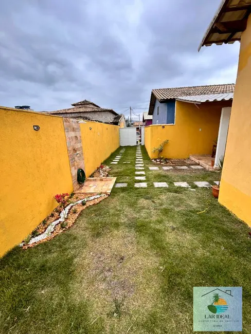 Foto 3 de Casa com 2 quartos à venda em Cabo Frio - RJ