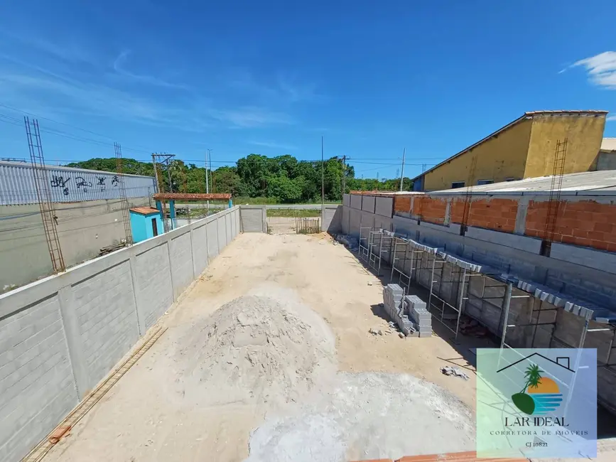 Armazém / Galpão para alugar, 420m2 em Cabo Frio - RJ - imagem 2 Foto 2 de Armazém / Galpão para alugar, 420m2 em Cabo Frio - RJ