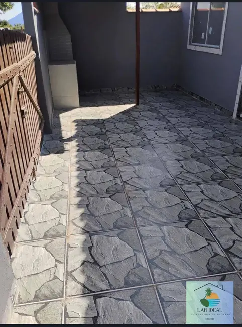 Foto 3 de Casa com 2 quartos à venda em Cabo Frio - RJ