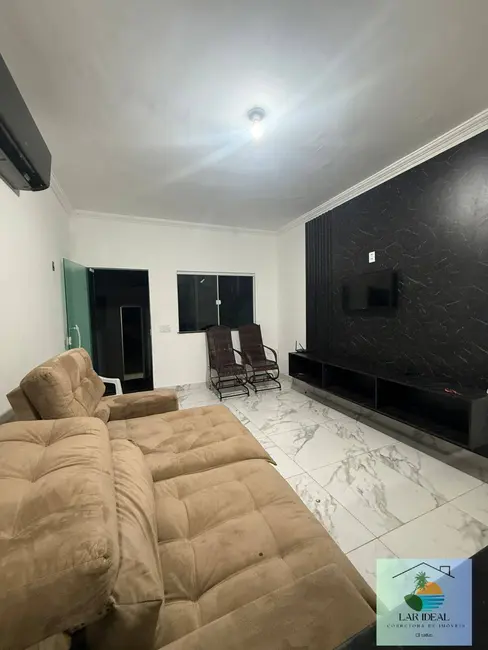 Foto 4 de Casa com 2 quartos à venda, 115m2 em Cabo Frio - RJ