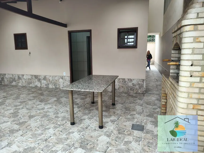 Foto 4 de Casa com 3 quartos à venda, 143m2 em Palmeiras, Cabo Frio - RJ