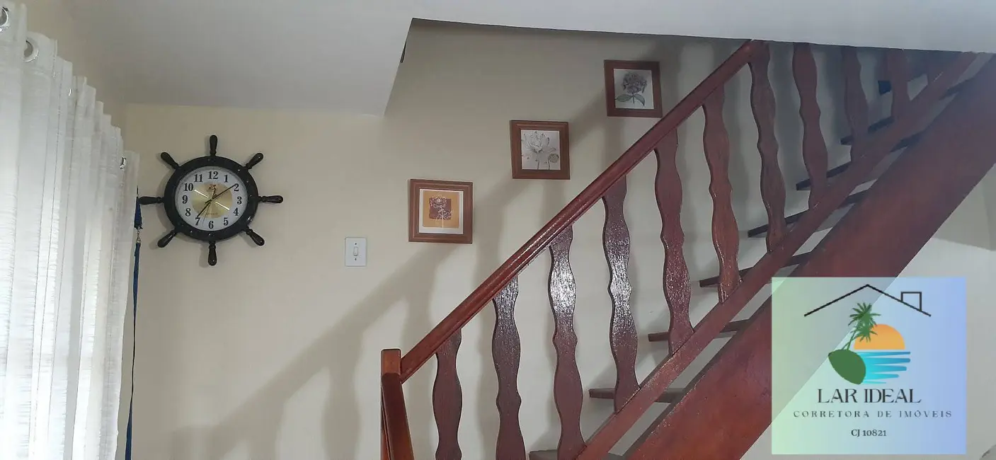 Casa com 2 quartos à venda em Cabo Frio - RJ - imagem 4 Foto 4 de Casa com 2 quartos à venda em Cabo Frio - RJ