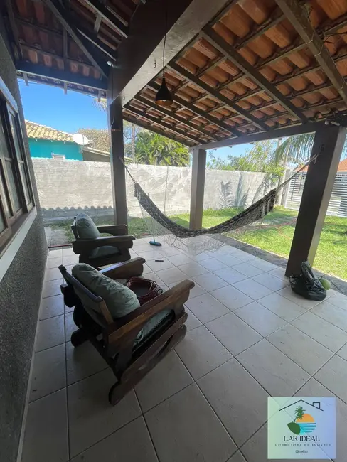 Foto 2 de Casa com 3 quartos à venda, 600m2 em Cabo Frio - RJ