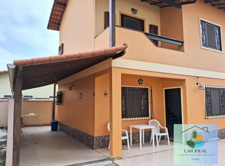 Foto 1 de Casa com 4 quartos à venda em Extensão do Bosque, Rio Das Ostras - RJ