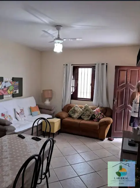 Foto 3 de Casa com 4 quartos à venda em Extensão do Bosque, Rio Das Ostras - RJ