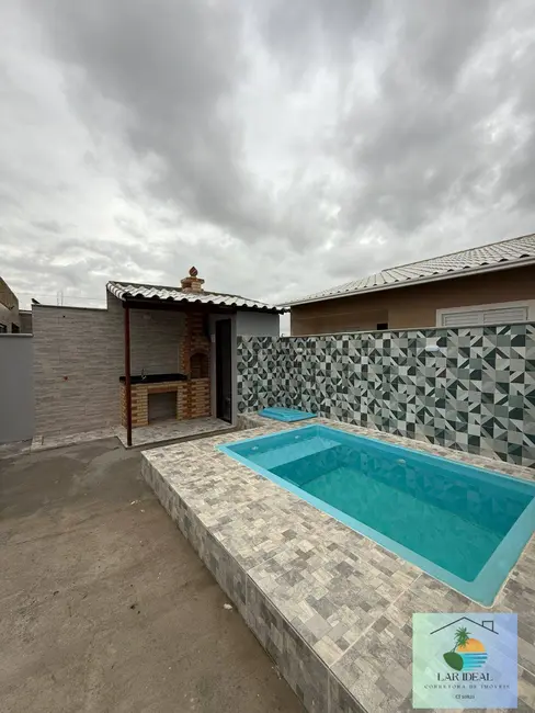 Foto 2 de Casa com 2 quartos à venda em Cabo Frio - RJ