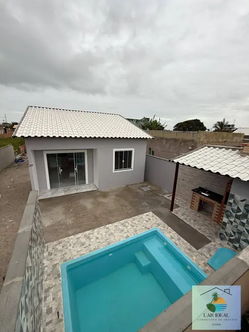 Foto 1 de Casa com 2 quartos à venda em Cabo Frio - RJ