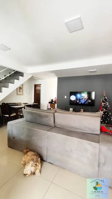 Foto 6 de Casa com 2 quartos à venda em Rio Das Ostras - RJ