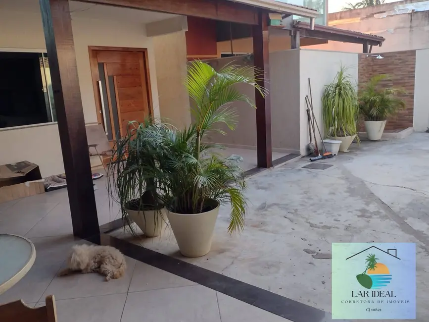 Foto 1 de Casa com 2 quartos à venda em Rio Das Ostras - RJ