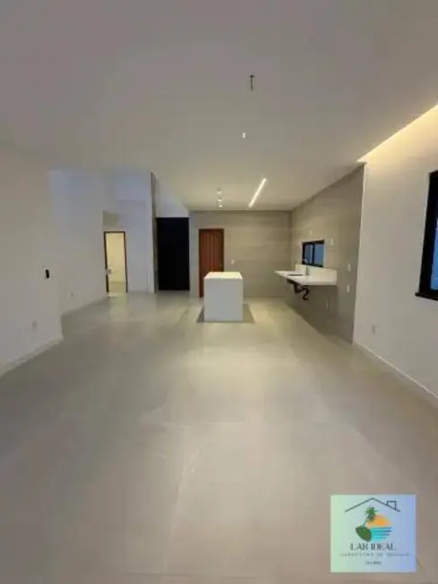 Foto 5 de Casa com 3 quartos à venda, 372m2 em Nova São Pedro, Sao Pedro Da Aldeia - RJ