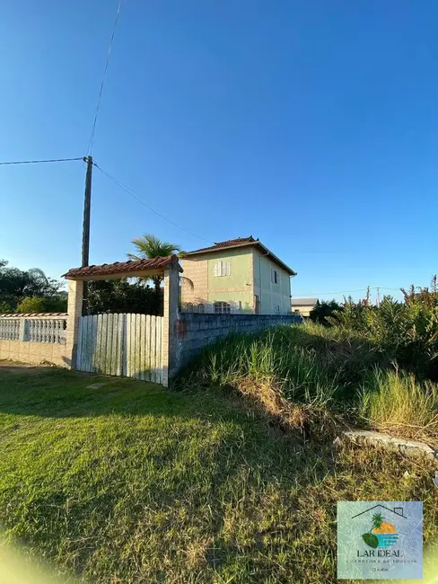 Foto 2 de Casa com 5 quartos à venda, 300m2 em Cruz, Sao Pedro Da Aldeia - RJ