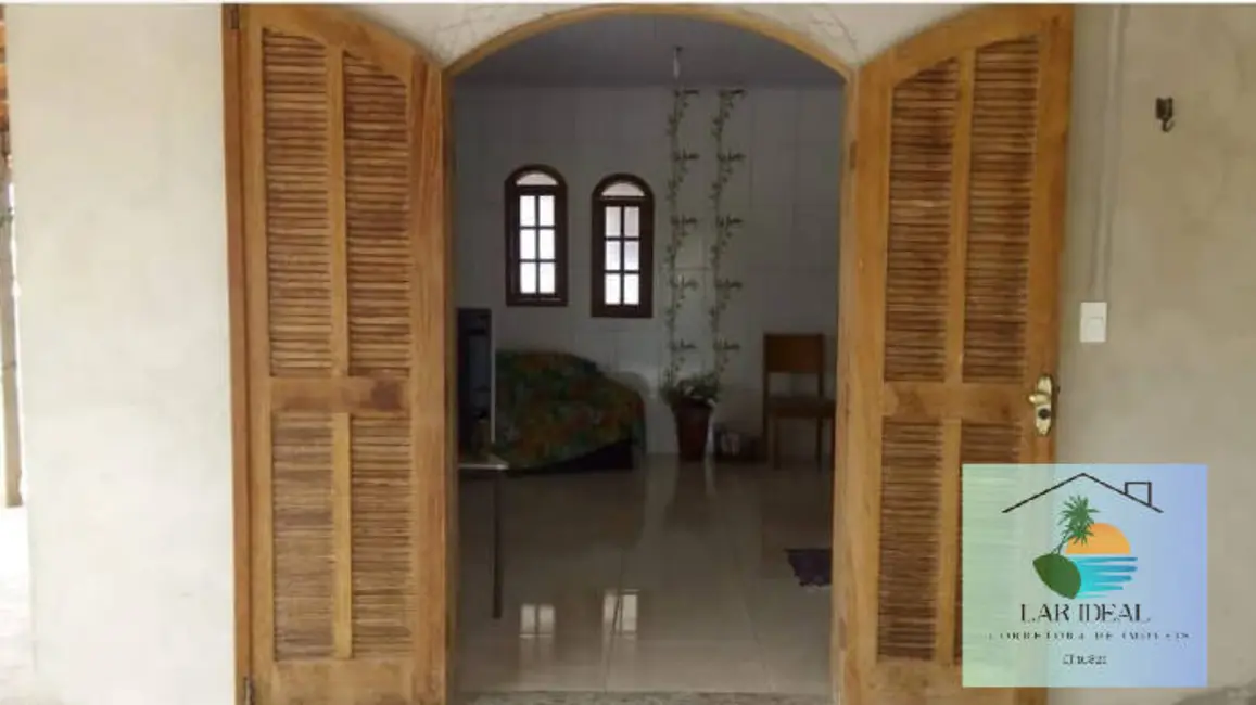 Foto 3 de Casa com 1 quarto à venda, 441m2 em Arraial Do Cabo - RJ