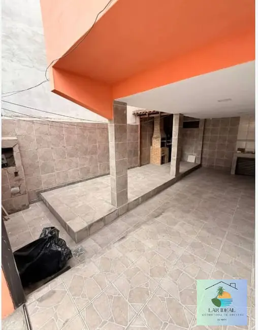 Foto 3 de Casa com 3 quartos à venda, 75m2 em Arraial Do Cabo - RJ