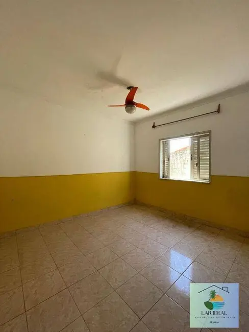 Foto 9 de Casa com 3 quartos à venda, 360m2 em Araruama - RJ