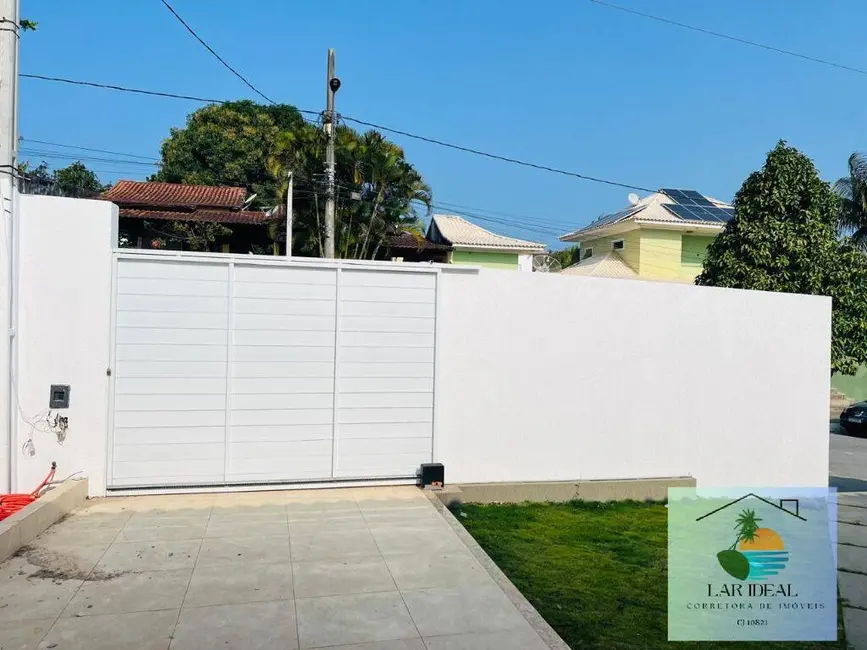 Foto 3 de Casa com 3 quartos à venda, 130m2 em Araruama - RJ