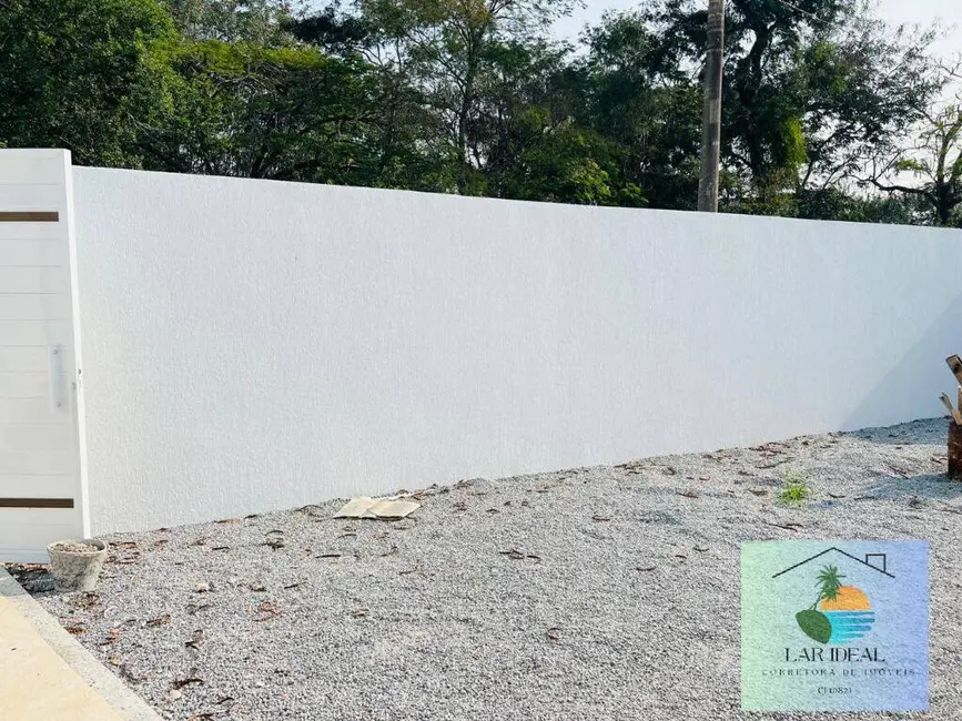 Foto 6 de Casa com 3 quartos à venda, 250m2 em Araruama - RJ